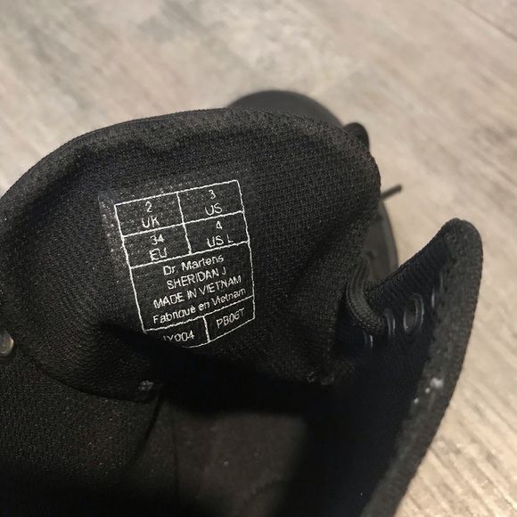 Dr. Martens Size 3 - Picture 7 of 7